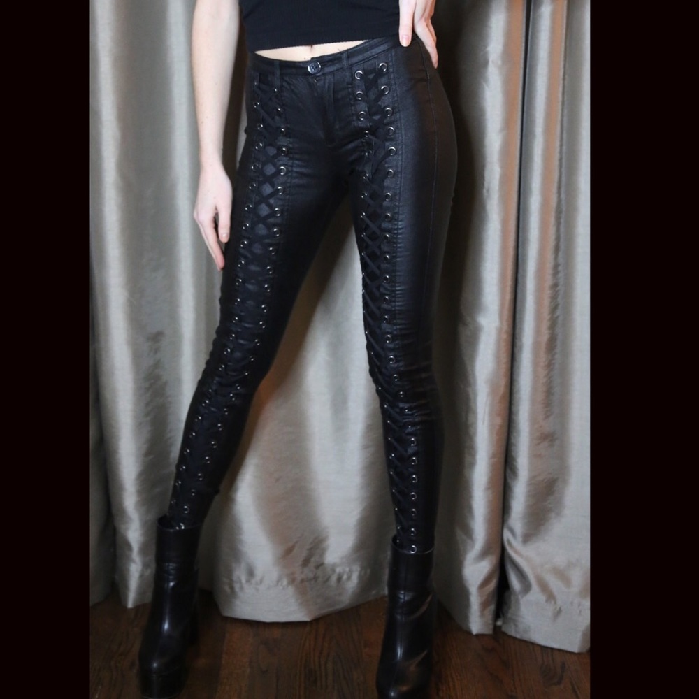 Black corset lace up skinny jeans  sz small.